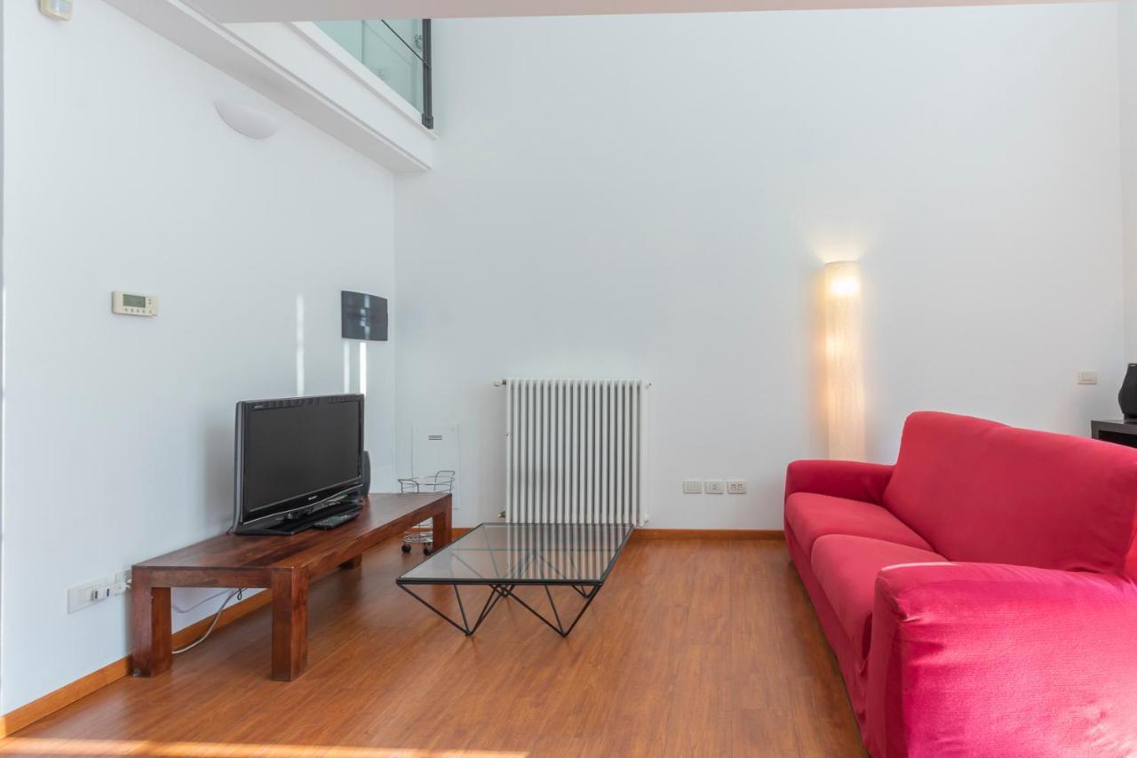 I Host Apartment - Guintellino 32 米兰 外观 照片